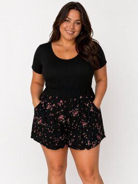 Torrid Black Floral Romper Flowy Plus Size 1 Casual Summer Soft Stretch Outfit